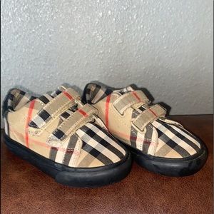 Kids Burberry size 19 shoe.